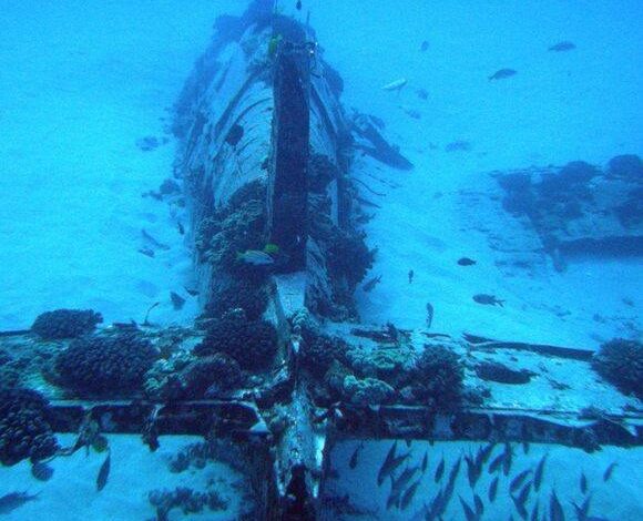 Mysterious plane found in the sea – Navy goes speechless when they look inside